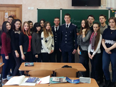 Курсанти ДДУВС зустрілися зі старшокласниками 29-ти шкіл Дніпропетровська