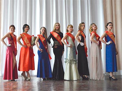 «Міс Покровського району-2017»: свято весни та чарівності