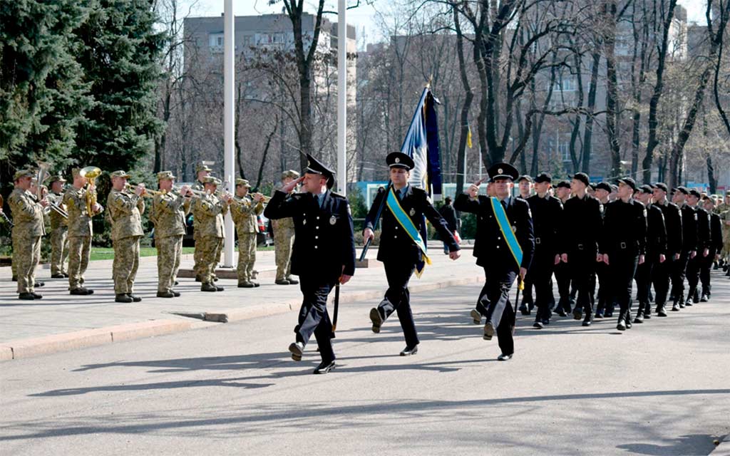 Курсанти університету взяли участь в урочистостях із нагоди проголошення клятви призовниками Дніпропетровщини