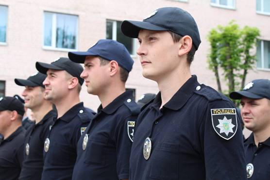  У Кривому Розі 135 новобранців поліції склали Присягу 