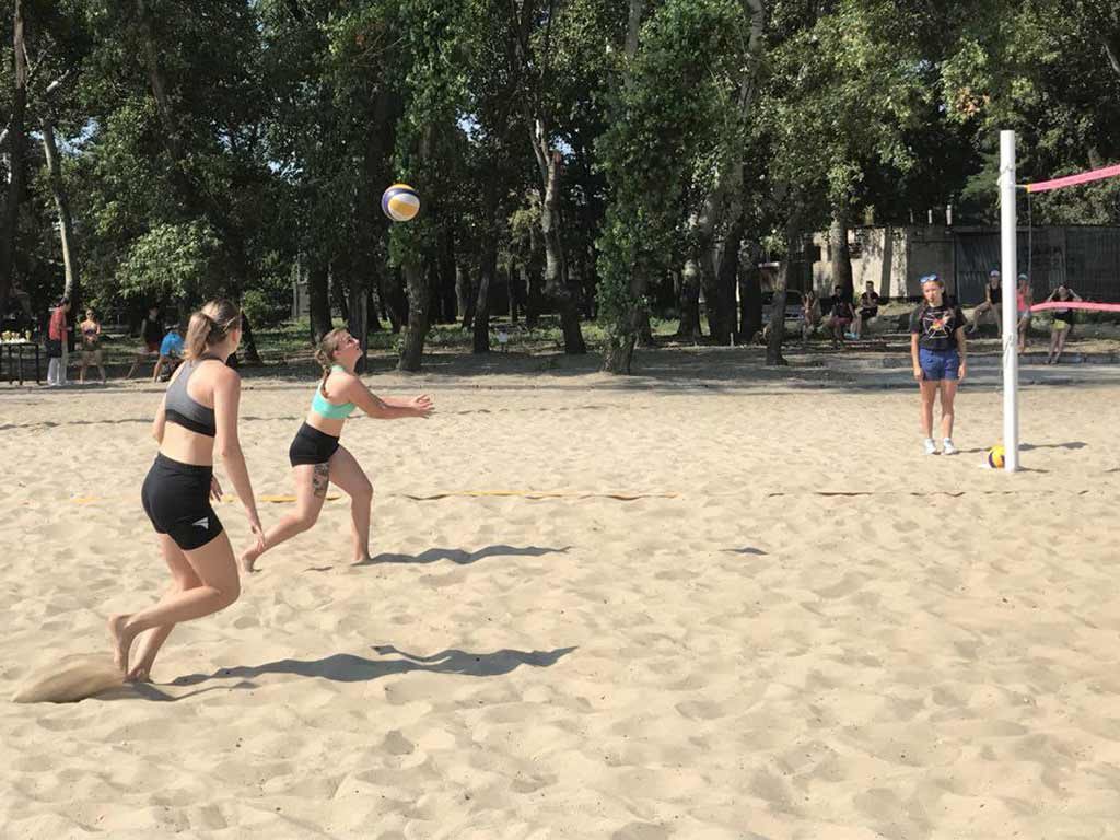 Жіноча збірна ДДУВС перемогла у турнірі з пляжного волейболу