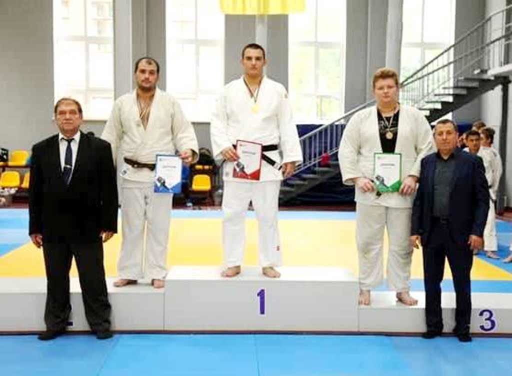 З Чемпіонату області дзюдоїсти ДДУВС, студенти юридичного факультету, привезли 2 призові медалі.