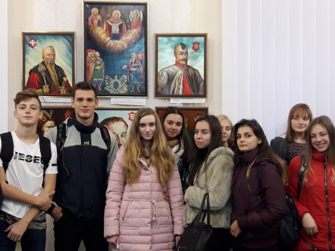 Мистецтво об’єднує: студенти юрфаку зустрілися з відомим мистецтвознавцем Володимиром Ярцевим 
