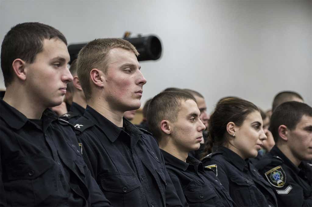 У Дніпропетровському державному університеті внутрішніх справ відбулися заходи до 32-ї річниці Чорнобильської катастрофи, під час яких вшанували учасників ліквідації наслідків страшної аварії.