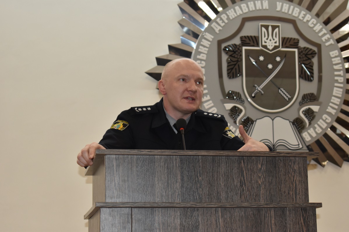 Курсантам розповіли про значення кримінального аналізу в діяльності Національної поліції України 
