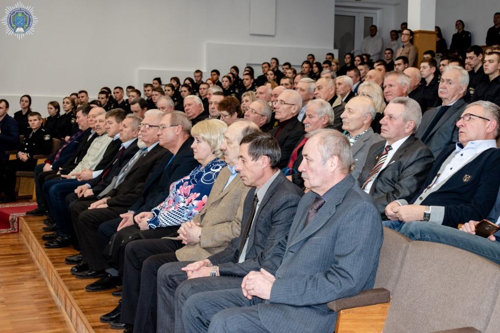 День вшанування пенсіонерів та ветеранів системи МВС України урочисто відзначили у ДДУВС