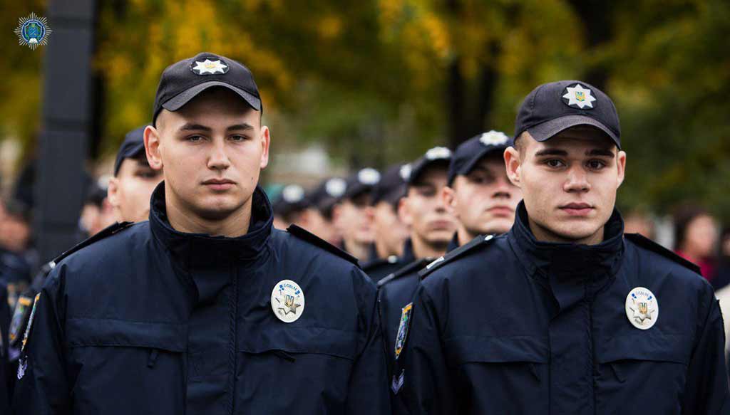 В Украине пустует почти треть вакансий полицейских на местах