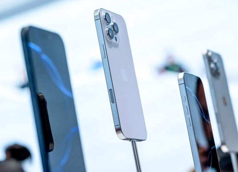 продаж iphone